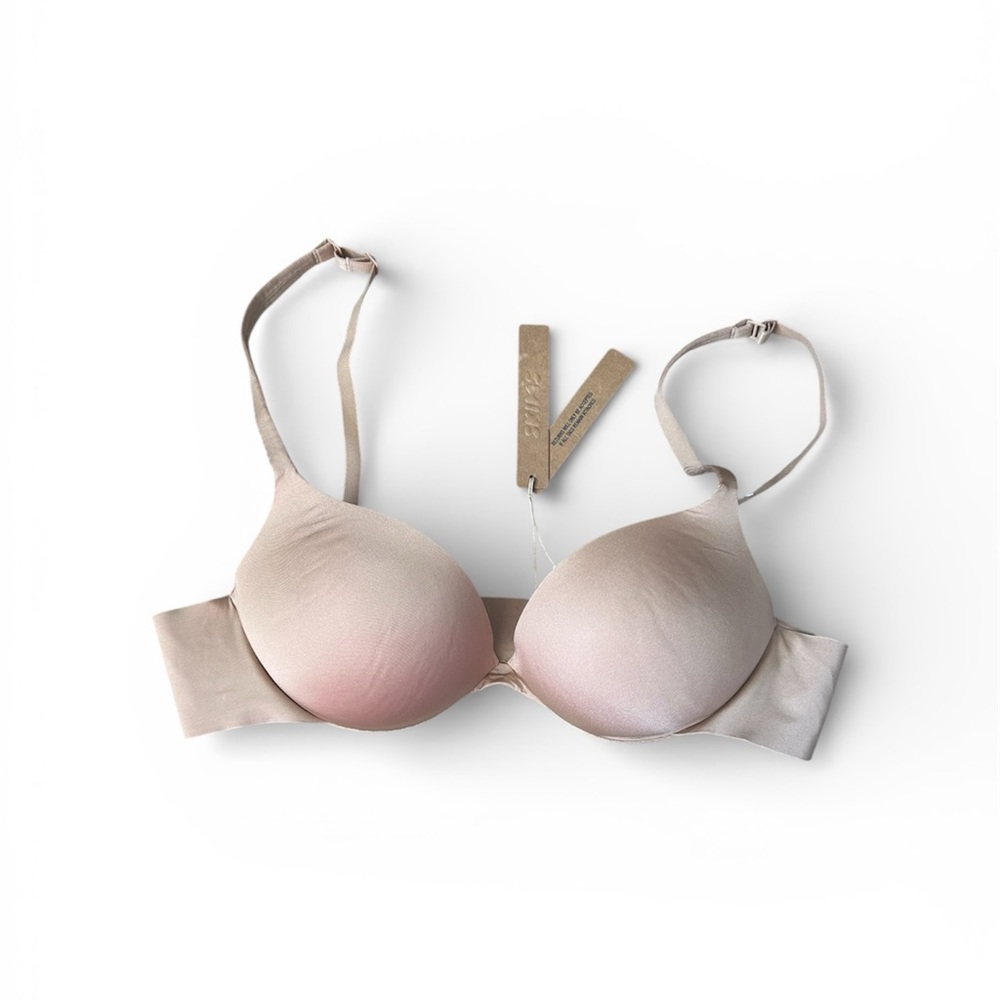 BNWT SKIMS Ultimate Plunge Push-Up